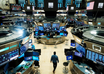 Los activos argentinos vuelven a caer y el riesgo país sube 4,6% hasta los 635 puntos