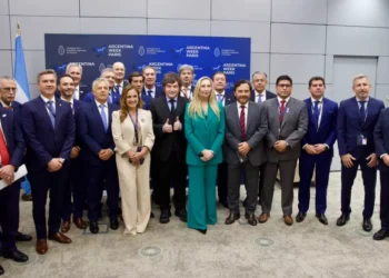 El Gobierno busca convertir el respaldo de los gobernadores en votos para eliminar las PASO