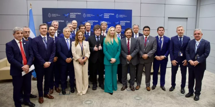 El Gobierno busca convertir el respaldo de los gobernadores en votos para eliminar las PASO
