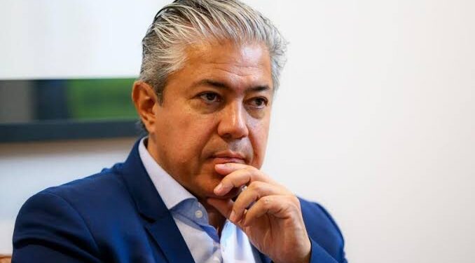 Neuquén recibe unas 100 personas por día y Figueroa advirtió por la necesidad de ampliar la infraestructura