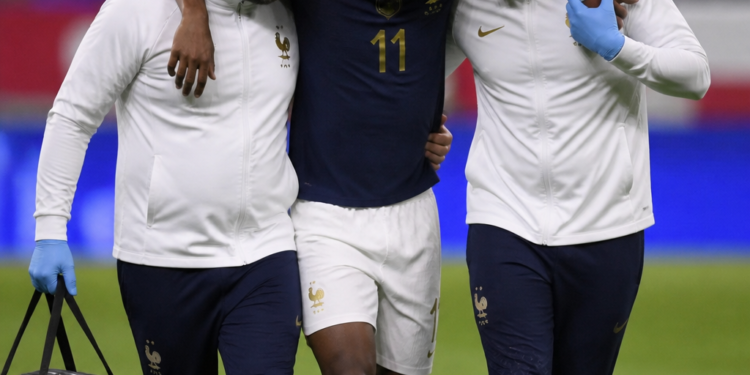 La pausa internacional dejó un saldo preocupante en Europa: más de 60 futbolistas regresaron con lesiones