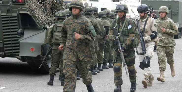 El Gobierno declaró secreto militar la compra de nuevo equipamiento para las Fuerzas Armadas