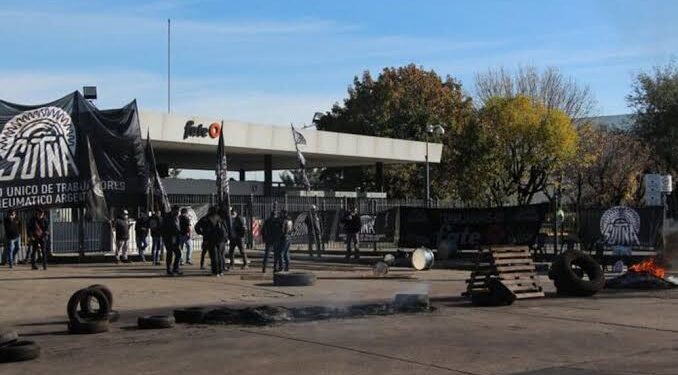La Justicia ordenó pagar $1.200 millones en salarios adeudados a trabajadores de FATE