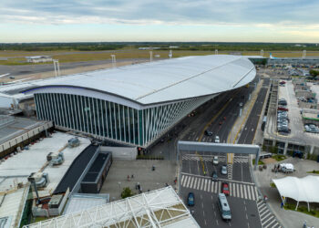 Ezeiza operará con una sola pista durante 18 días y habrá cambios en los vuelos internacionales