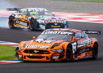 Turismo Carretera: Lambiris lidera de principio a fin en Rosario y Santero se posiciona como líder de la Copa de Oro