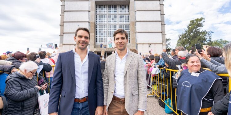 Hechos se proyecta para 2027 con una candidatura presidencial y críticas a Milei y al kirchnerismo