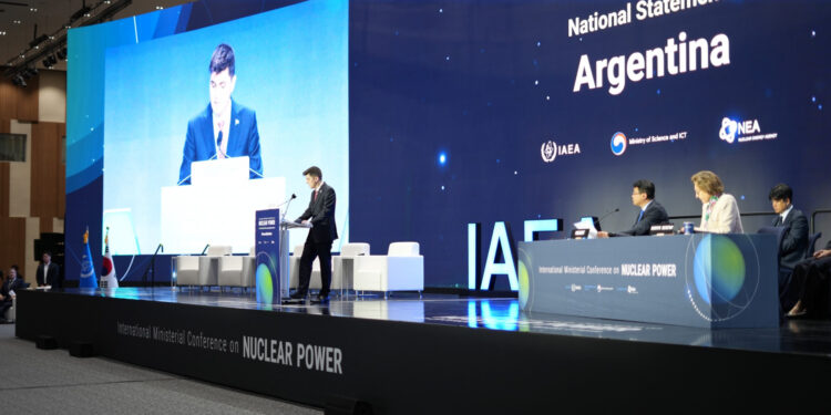Argentina y Estados Unidos avanzan en acuerdos de cooperación nuclear para impulsar inversiones y exportaciones